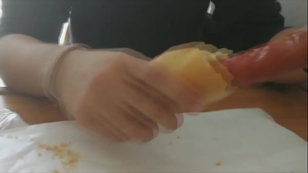 Falo grande e arrombada no rabo do brasileiro 