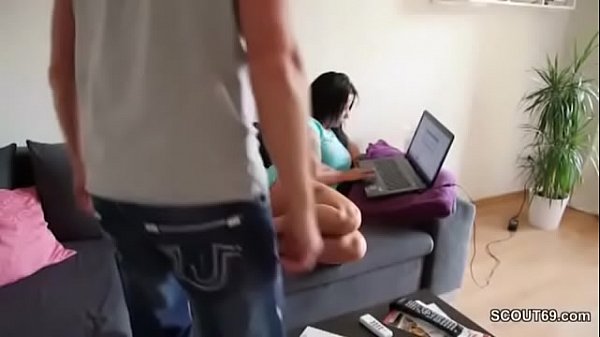 Play MP4 - Er fickt geile MILF Mutter des besten Freundes ohne Gummi