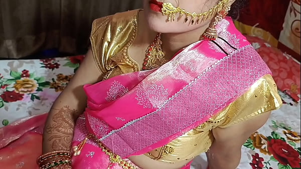 Play MP4 - प्रिया जी की बहन देवर के सामने साड़ी उतारने को उत्तेजित हो गई