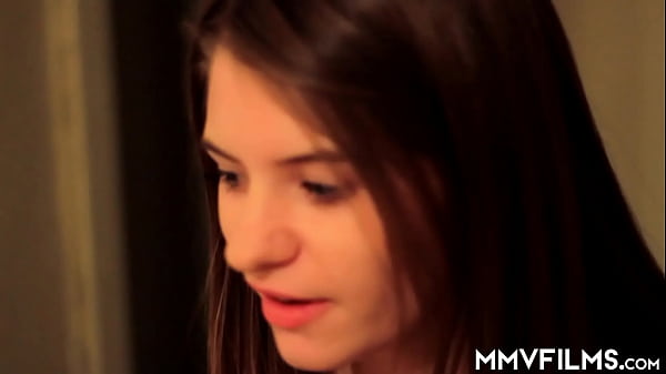 Cutie brunettes_making out