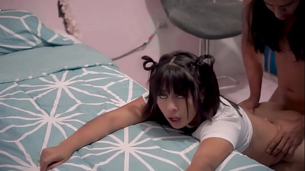 Play MP4 - Es momento de coger no de hablar