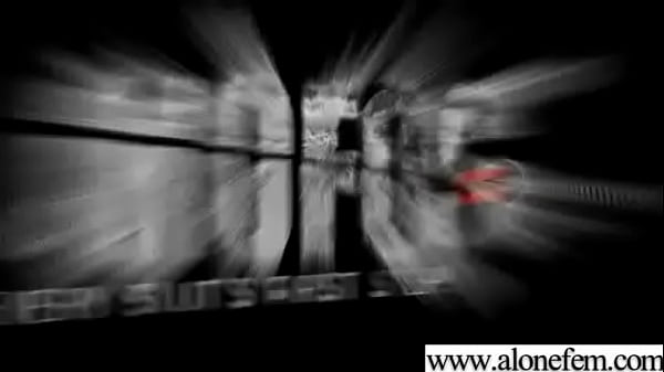 Nonton Freak Amateur Girl Insert Toys In Her Pussy Movie-01 thumbnail