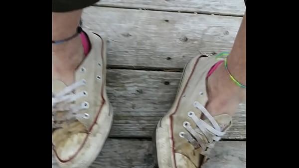 Cummy dirty trashed sneakers 