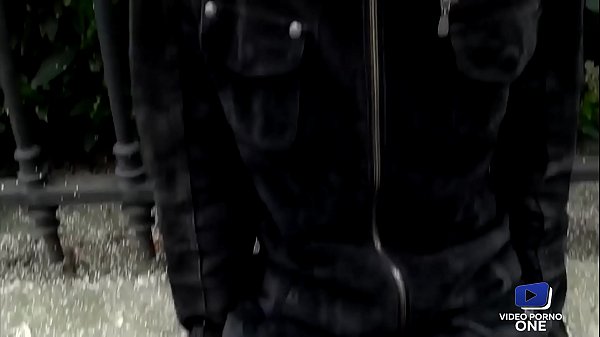 Play MP4 - J'ai crois&eacute; Zara dans la rue&comma; une nympho en manque qui va prendre ma bite
