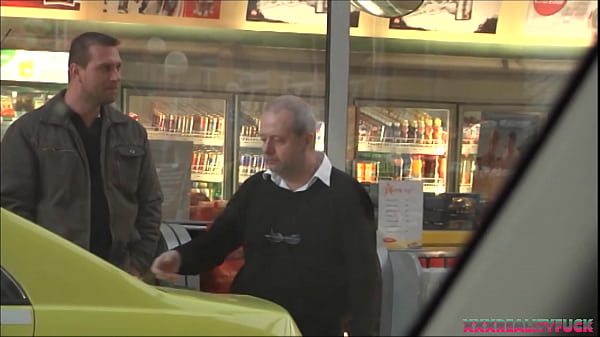 Rolling cat house (this dude promised big achievement but in the end he made_it soso )