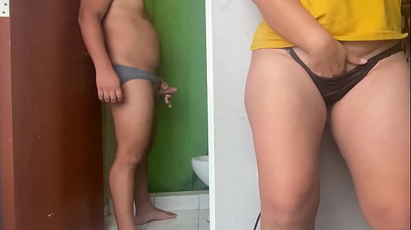 Play MP4 - 10 dolares por una paja