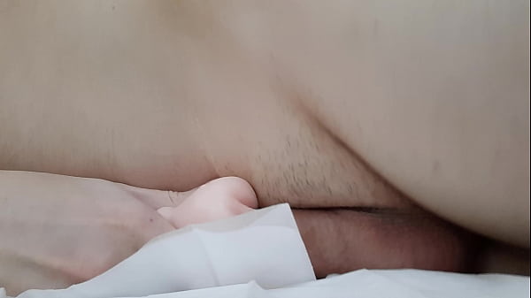 Play MP4 - Masturbating beautiful Cock