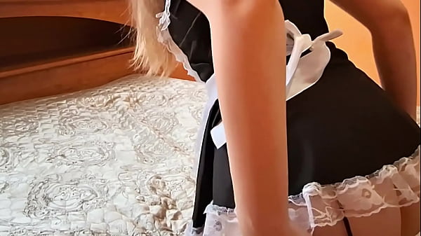 Housemaid Pleases Her Master thumbnail