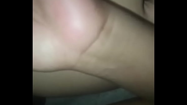 Mama mertua suka banget jilat titt menantunya sampe becek 