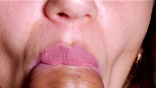 Play MP4 - Sucking Big Dick Close Up