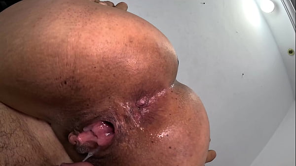 Binho ted sentando a madeira e gozando dentro da casada gaby fernandes 