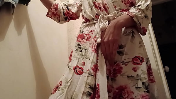 Play MP4 - Our housekeeper doesn't know that we are looking on her as she masturbates in the kitchen