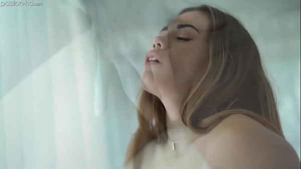 Beautiful exotic girl with model looks sucks and fuckshardcore - Passion and Sensual Scene_(Keilani Kita)