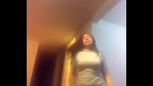 Lorena tiene un culo bien grande para com&eacute;rselo 