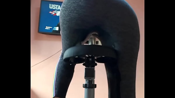 I didn't want to interrupt my workout and peed my gym pants 