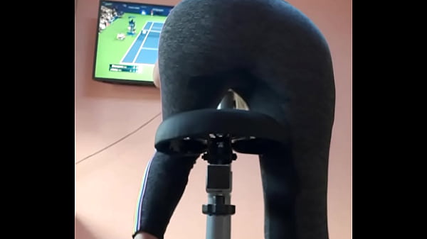 I didn't want to interrupt my workout and peed my gym pants 