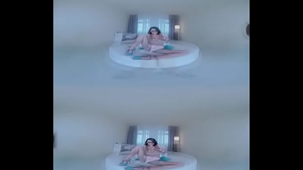 Vibrator Madness: Brazilian Milf's Pussy Insertion Pleasures 