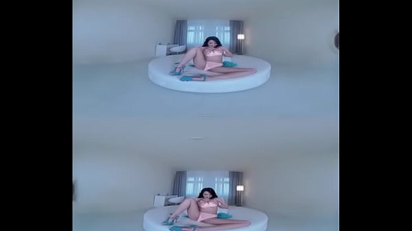 Vibrator brazilian milf's pussy insertion pleasures