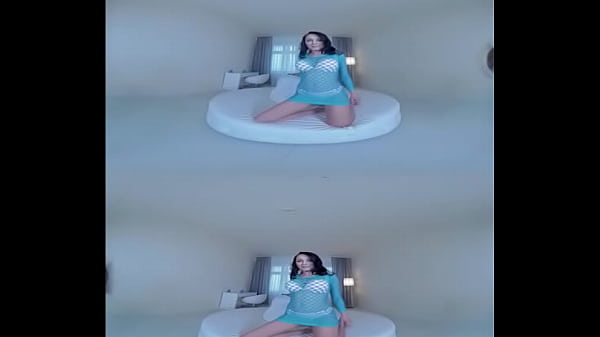 Vibrator brazilian milf's pussy insertion pleasures