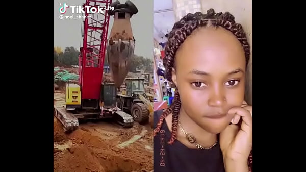 Nonton Watery Puss Uganda thumbnail