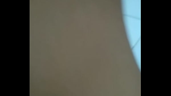 Novinho quicando no meu pau