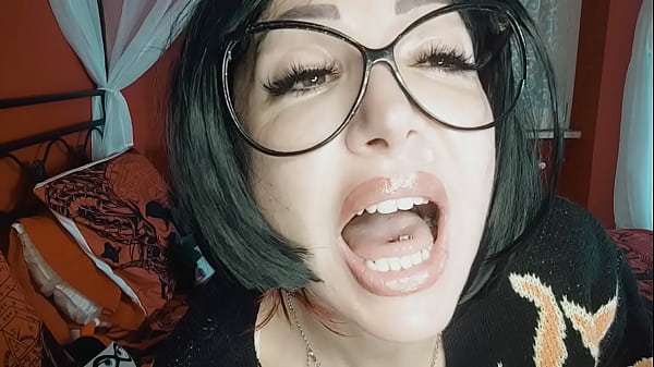 this giantess is really beautiful and sadistic impossible to resist