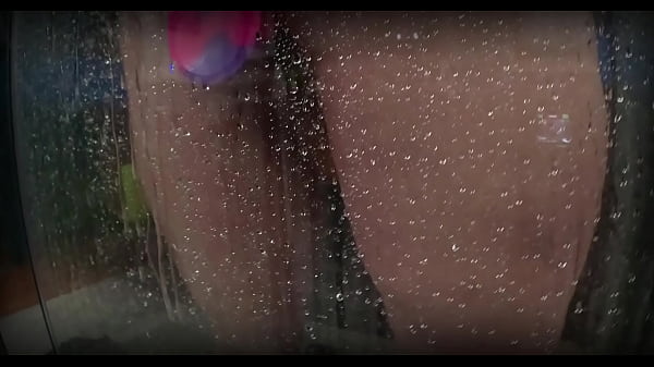 Spied on my chubby roomate trying her new toy in the shower almost dropped my phone trying to not get caught 
