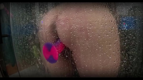 Nonton Spied On My Chubby Roomate Trying Her New Toy In The Shower. Almost Dropped My Phone Trying To Not Get Caught. thumbnail