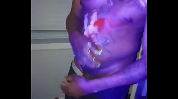 Nonton Cubby Da Porn Hubby thumbnail