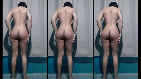 Femboy da bunda grande se exibindo pra camera 