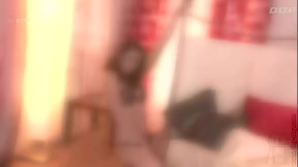 Nonton Rubbing The Right Way! thumbnail