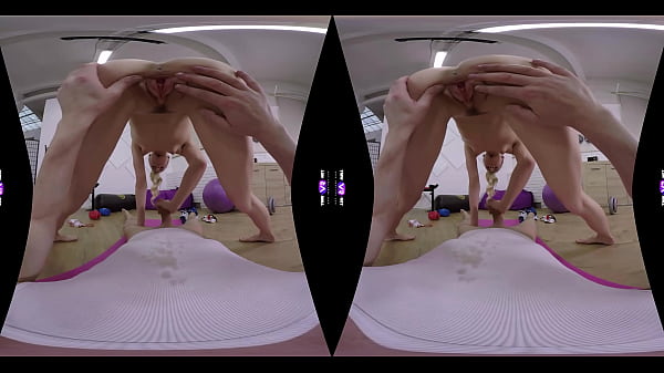 TmwVRnet_com Alecia Fox Hot master of sexercises