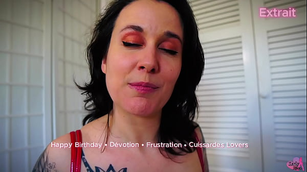 12 min 06 En adoration devant ta d&eacute;esse !Tu aime &ecirc;tre si faible devant ... 