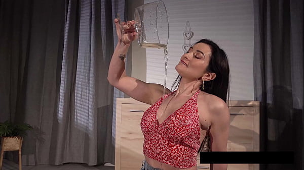 Piss spitting sweetie 