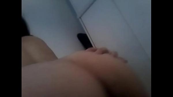 Play MP4 - Puta gozando