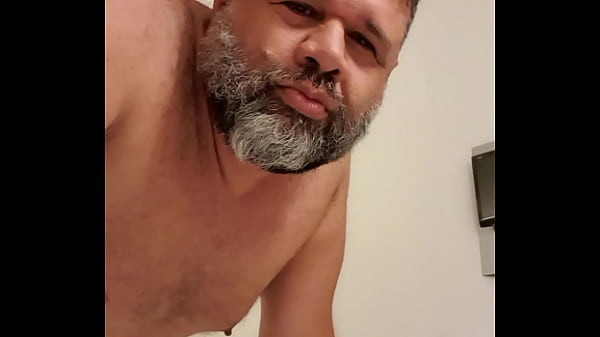 Play MP4 - Esse v&iacute;deo &eacute;  destinado EXCLUSIVAMENTE para os Machos ATIVOS furadores de cu&period;