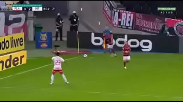 Nonton Negao Come O Cu De Velho Arrogante Na Frente De Todo Mundo thumbnail