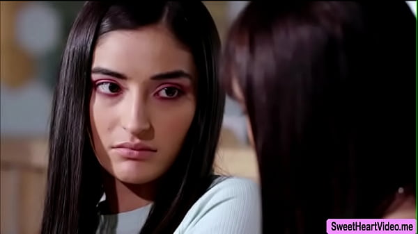 Emily Willis didnt expect to eat Alana Cruise pussy until she orgasm 