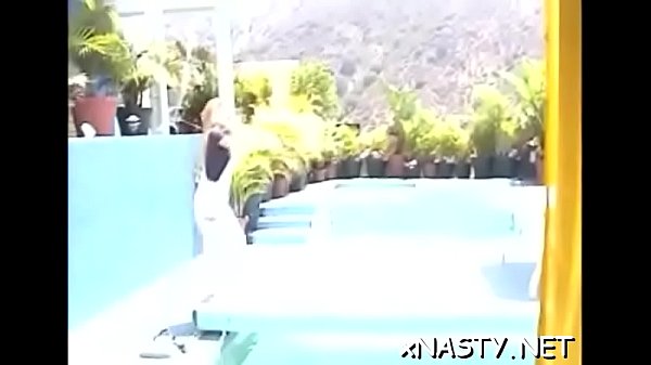 Beautiful teen babe knows what her lover craves to feel 