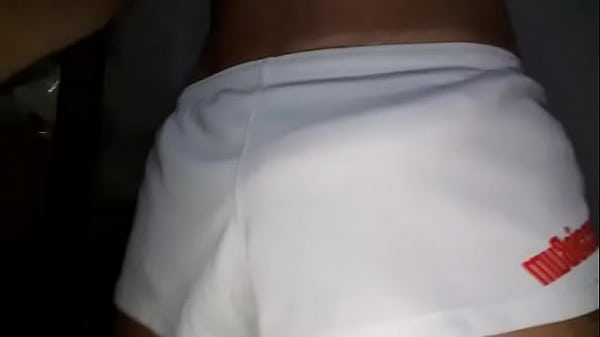 Play MP4 - Bulge in short