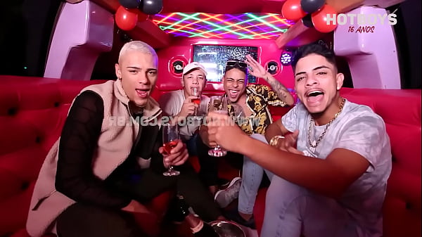 Dia Que Botei Pra Foder Numa Limousine Pelo Rio De Janeiro Kkkkkk thumbnail