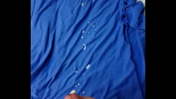 Play MP4 - Long distance huge cum shot