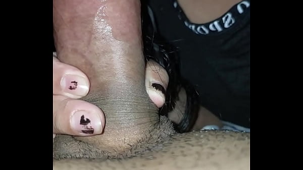 Uff que rico es saborear una rica y enorme polla 