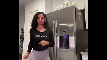 Nonton Redbone Wanting Attention thumbnail