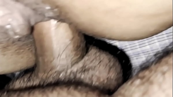 Nonton मामी की चूत को चोद दिया और सारा वीर्य चूत में ही निकल दिया thumbnail