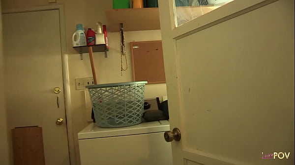 Play MP4 - Tender kisses are all that is needed for the dyke redhead to seduce the brunette into fingering