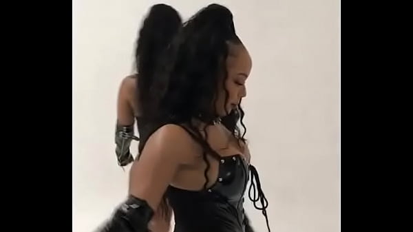 Las nalgas gemelas quieren castigo xpaja 