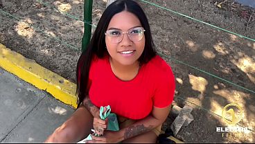 Nonton Venezolana Culona Es Captada Haciendo Cosas Sospechosas Por Policia Pingon En Las Calles De Lima thumbnail