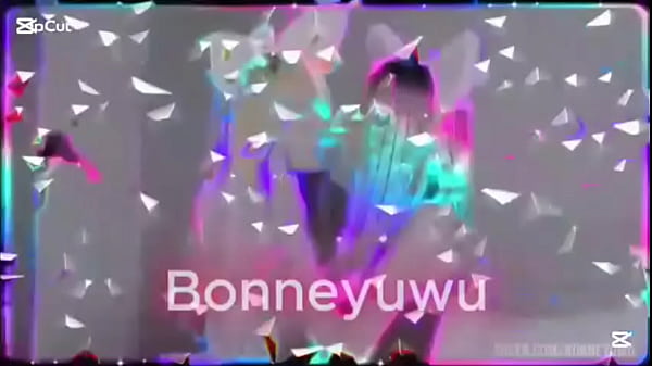 Nonton Bonneyuwu - Peque&ntilde;a Putita Argentina thumbnail