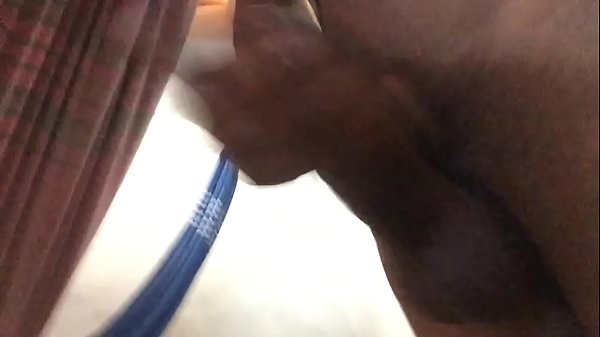 Play MP4 - Gozando muito batendo uma